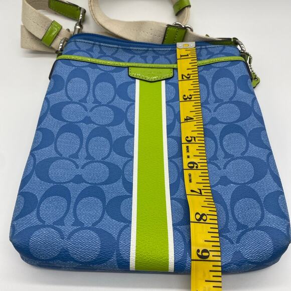 Coach Crossbody - Picture 8 of 9